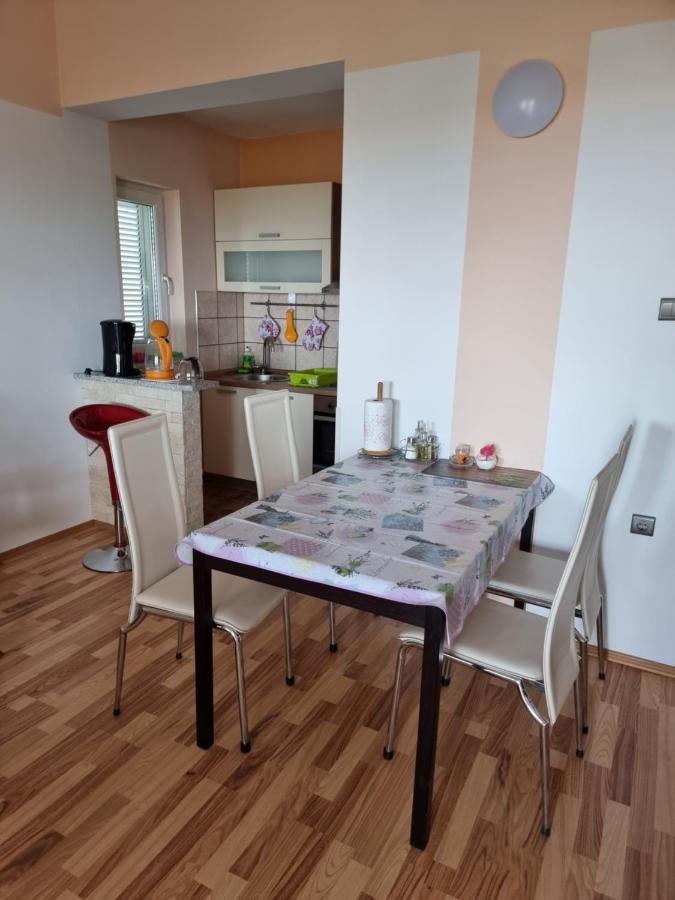 Apartments Katarina Smrika Luaran gambar