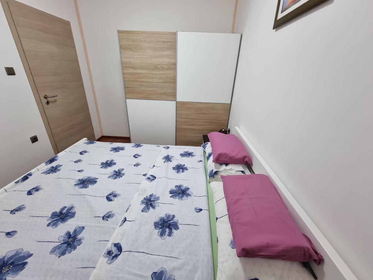 Apartments Katarina Smrika Luaran gambar