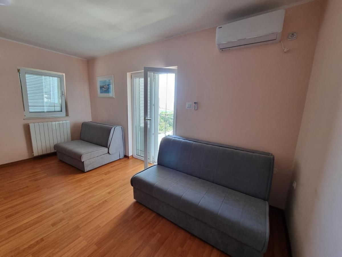 Apartments Katarina Smrika Luaran gambar